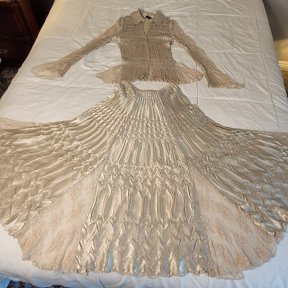 Komarov Champagne Satin & Lace Two-Piece Skirt Set – Top (L), Skirt (M) - Picture 14 of 16